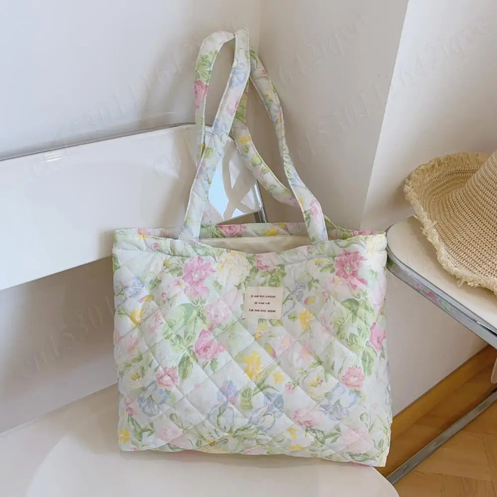 Women Quilted Diamond Lattice Handbag Floral Shoulder Bag Large Capacity Carrying Bag Stylish Commuting Bag Puffy Tote Handbag