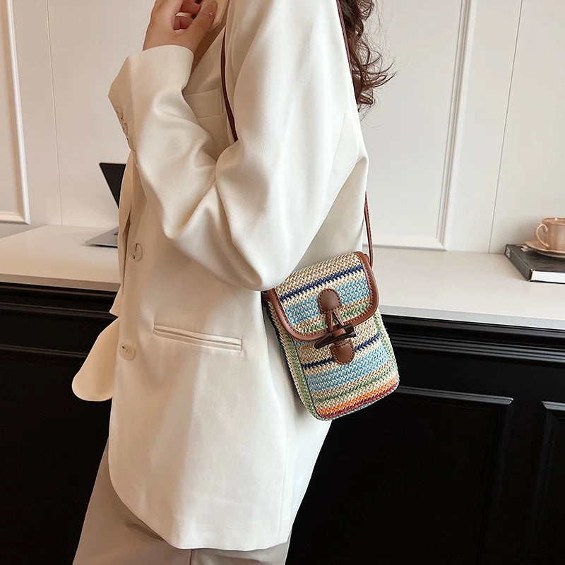 Straw Woven Small Crossbody Bag for Women Fashion Knitted Patchwork Phone Purse Summer Hand-Woven Chic Hobo Bag Ladies Sling Bag