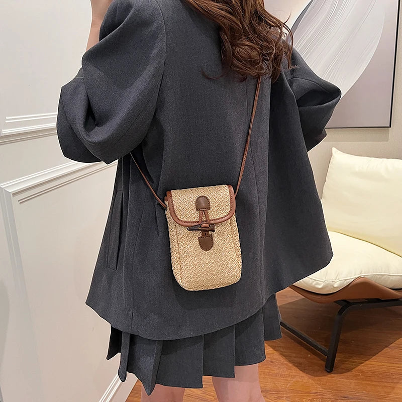 Straw Woven Small Crossbody Bag for Women Fashion Knitted Patchwork Phone Purse Summer Hand-Woven Chic Hobo Bag Ladies Sling Bag