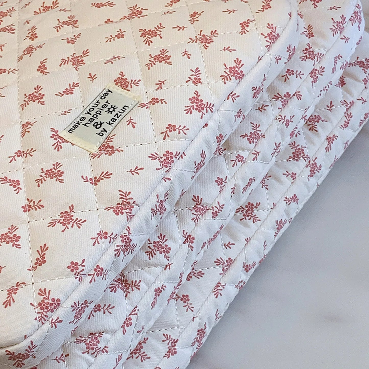 Maple Leaf Fluffy Padded Bag Cute Embroidery Puffy Protective Case Shockproof Cute Quilted Laptop Sleeve Computer Storage Bag