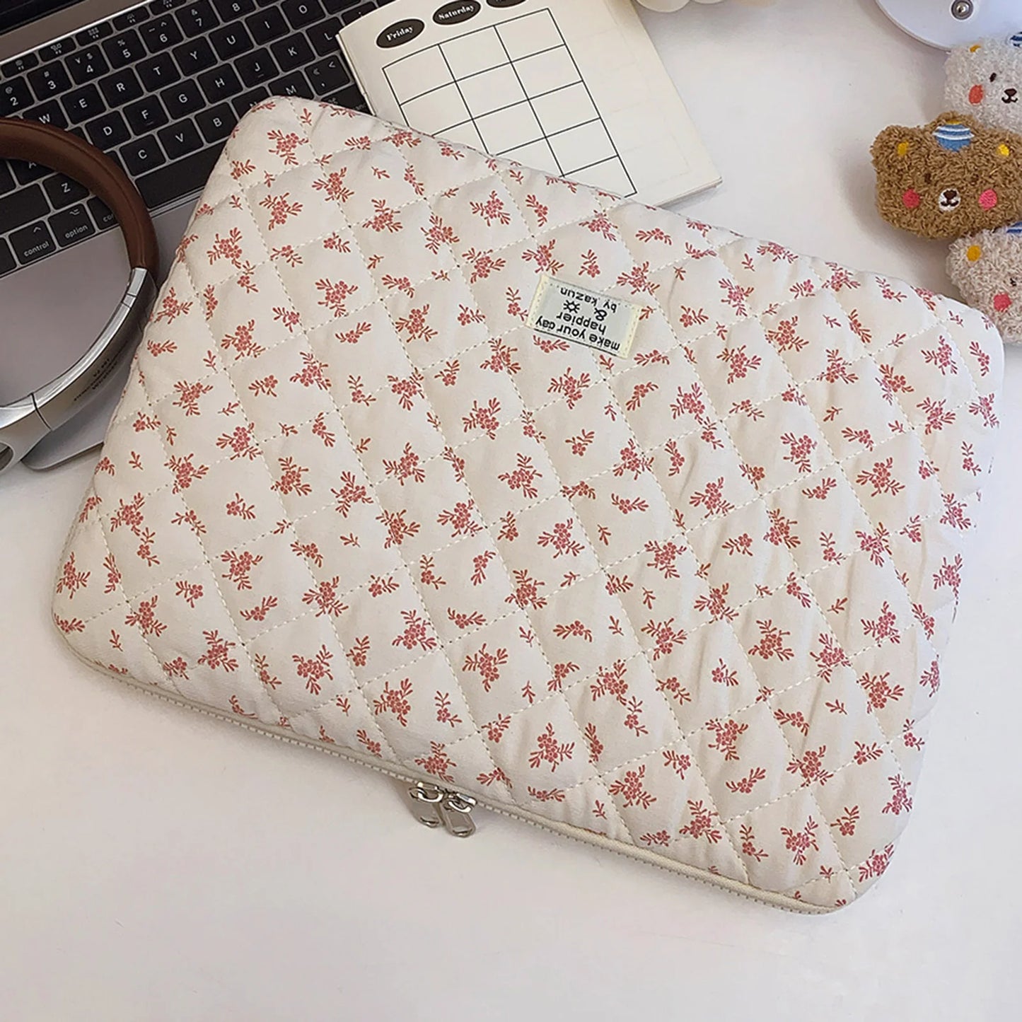 Maple Leaf Fluffy Padded Bag Cute Embroidery Puffy Protective Case Shockproof Cute Quilted Laptop Sleeve Computer Storage Bag