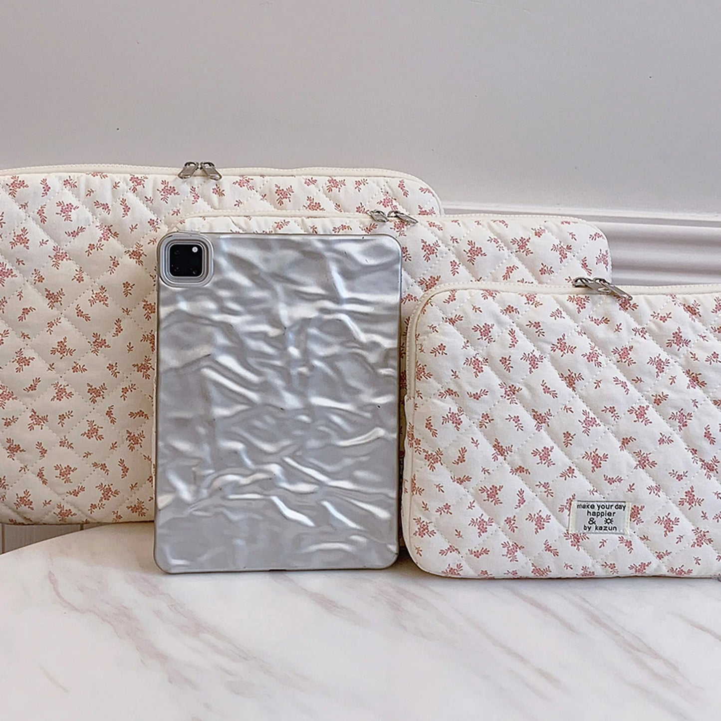 Maple Leaf Fluffy Padded Bag Cute Embroidery Puffy Protective Case Shockproof Cute Quilted Laptop Sleeve Computer Storage Bag